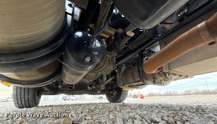 image for item ES5508 2020 Kenworth T680 semi truck