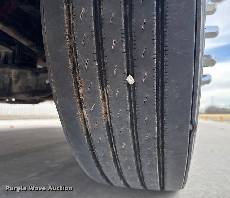 image for item ES5508 2020 Kenworth T680 semi truck