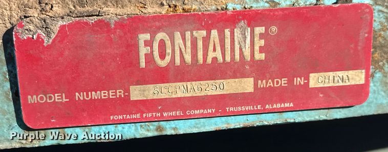 image for item ET4122 2013 Volvo VNL semi truck