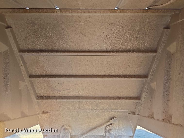 image for item ET5438 2008 Construction Trailer Specialist, INC. BDT40 bottom dump trailer