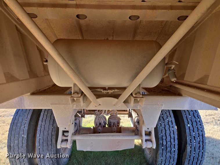 image for item ET5438 2008 Construction Trailer Specialist, INC. BDT40 bottom dump trailer