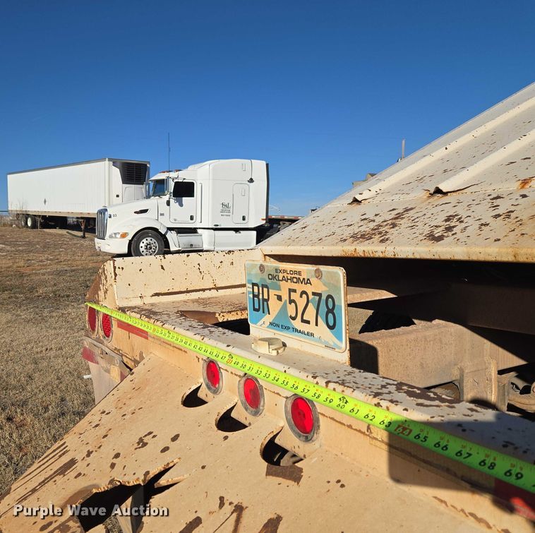 image for item ET5438 2008 Construction Trailer Specialist, INC. BDT40 bottom dump trailer