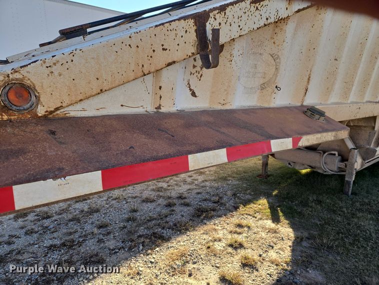 image for item ET5438 2008 Construction Trailer Specialist, INC. BDT40 bottom dump trailer