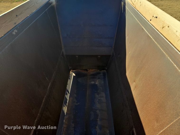 image for item ET5438 2008 Construction Trailer Specialist, INC. BDT40 bottom dump trailer