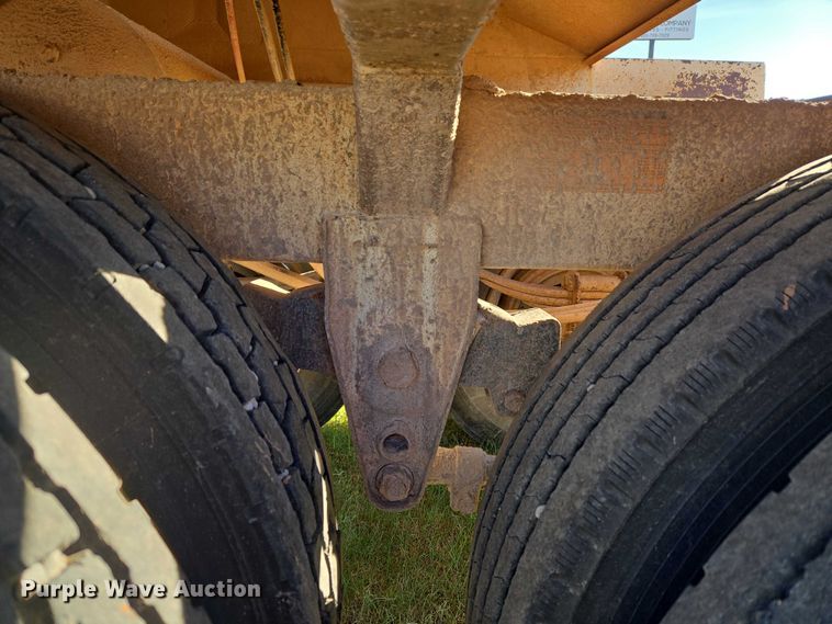 image for item ET5438 2008 Construction Trailer Specialist, INC. BDT40 bottom dump trailer