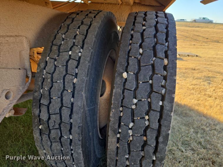 image for item ET5438 2008 Construction Trailer Specialist, INC. BDT40 bottom dump trailer