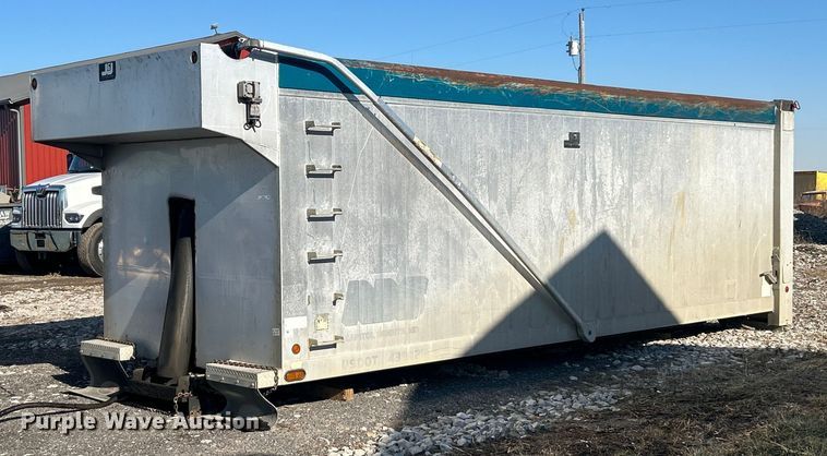 image for item ET6792 J&J dump bed