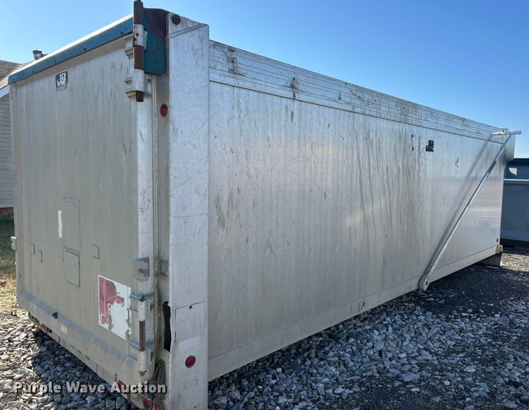 image for item ET6792 J&J dump bed