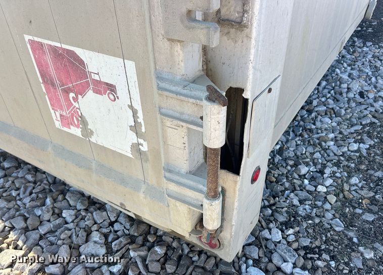 image for item ET6792 J&J dump bed