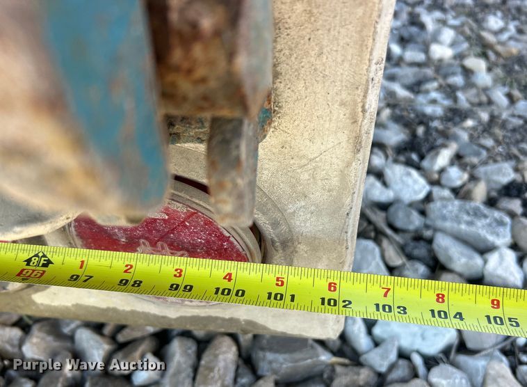 image for item ET6792 J&J dump bed