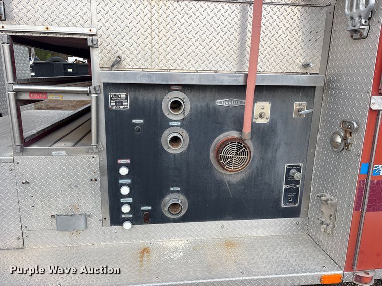 image for item ET7461 1991 Spartan Gladiator pumper fire truck