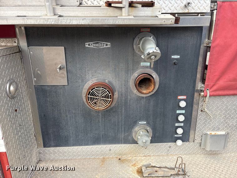 image for item ET7461 1991 Spartan Gladiator pumper fire truck