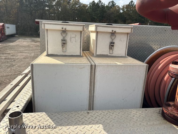 image for item ET7461 1991 Spartan Gladiator pumper fire truck