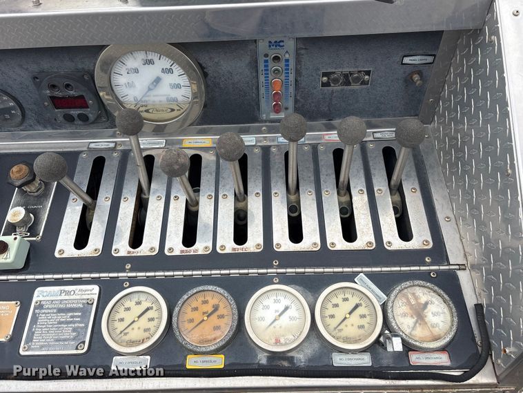 image for item ET7461 1991 Spartan Gladiator pumper fire truck