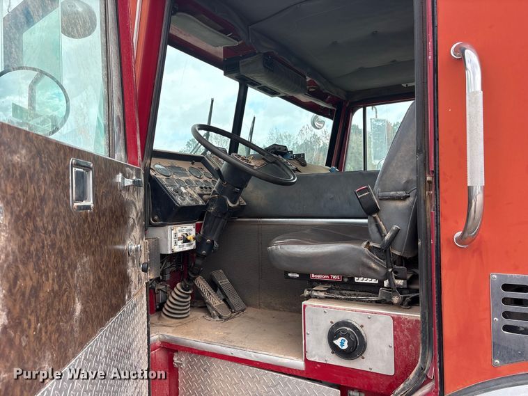 image for item ET7461 1991 Spartan Gladiator pumper fire truck