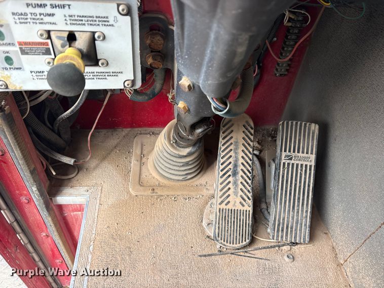 image for item ET7461 1991 Spartan Gladiator pumper fire truck