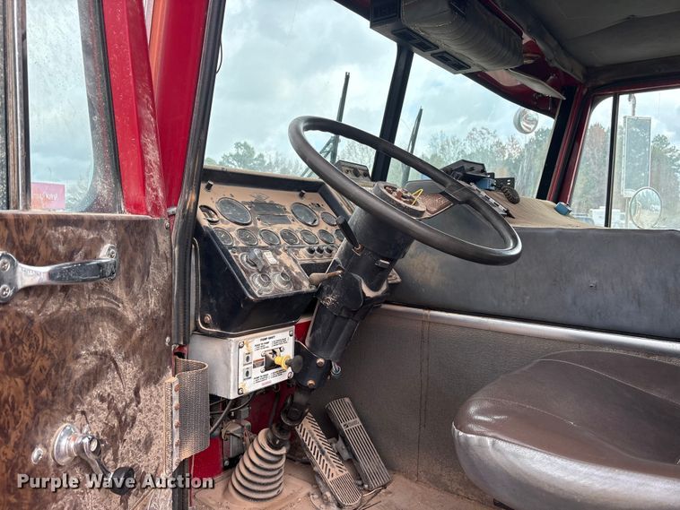 image for item ET7461 1991 Spartan Gladiator pumper fire truck