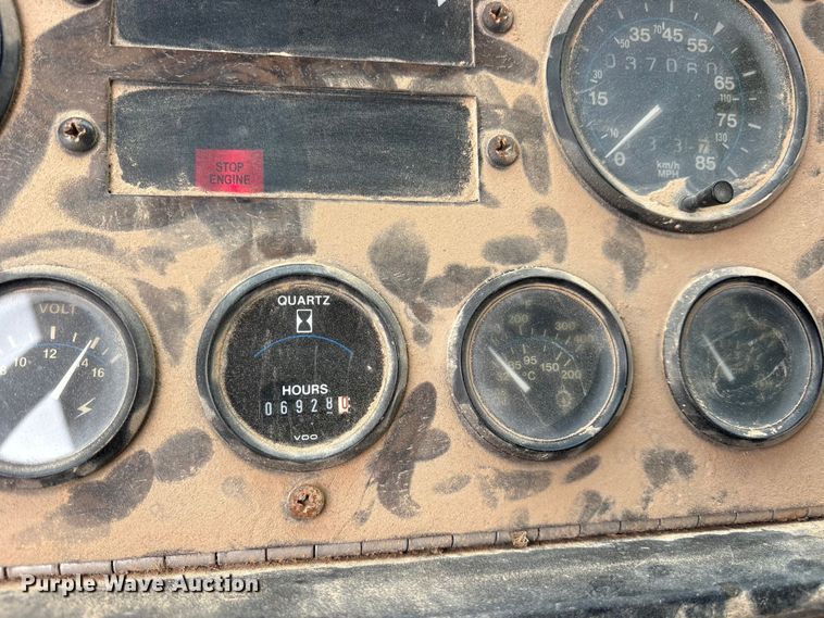 image for item ET7461 1991 Spartan Gladiator pumper fire truck