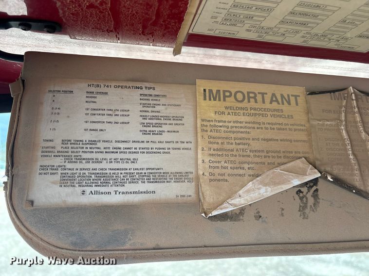 image for item ET7461 1991 Spartan Gladiator pumper fire truck