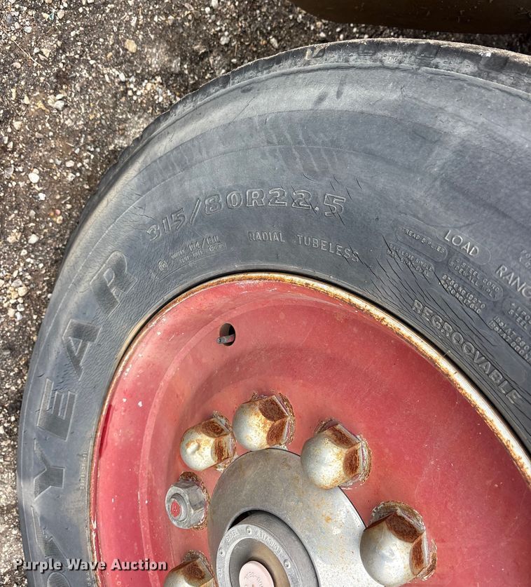 image for item ET7461 1991 Spartan Gladiator pumper fire truck