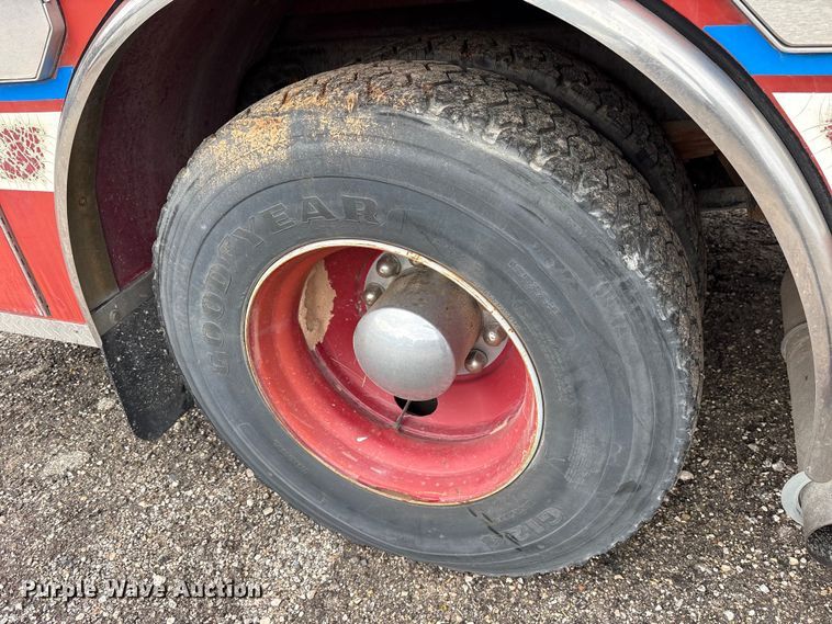 image for item ET7461 1991 Spartan Gladiator pumper fire truck