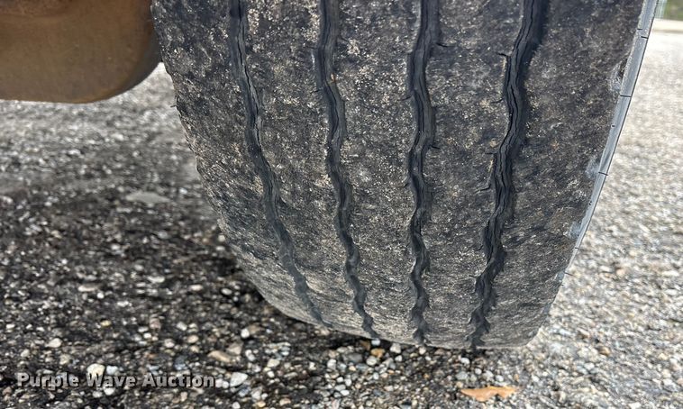 image for item ET7461 1991 Spartan Gladiator pumper fire truck