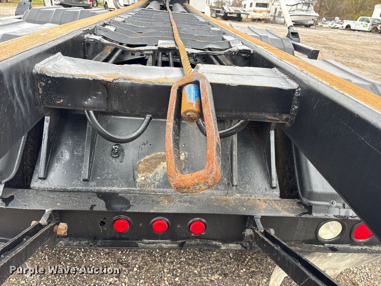 image for item ET7462 2001 Kenworth T800 roll-off container truck