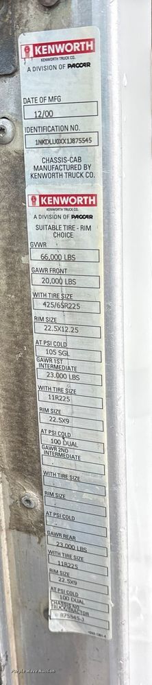 image for item ET7462 2001 Kenworth T800 roll-off container truck