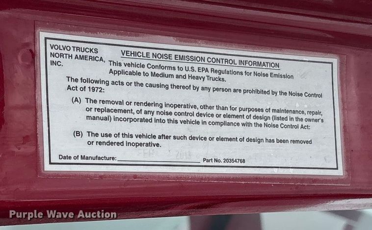 image for item ET7463 2014 Volvo VNL semi truck