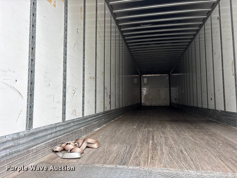 image for item ET7464 2017 Vanguard dry van trailer