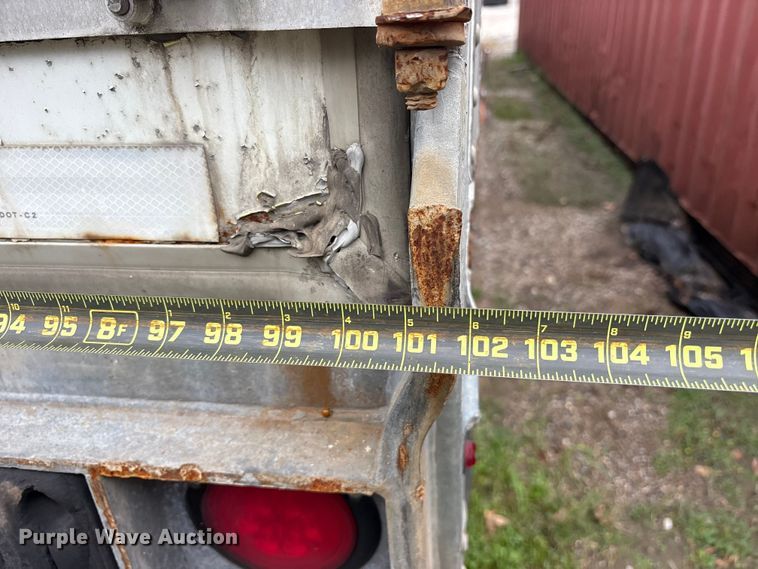 image for item ET7465 2016 Vanguard dry van trailer