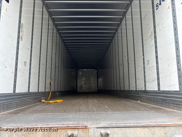 image for item ET7465 2016 Vanguard dry van trailer