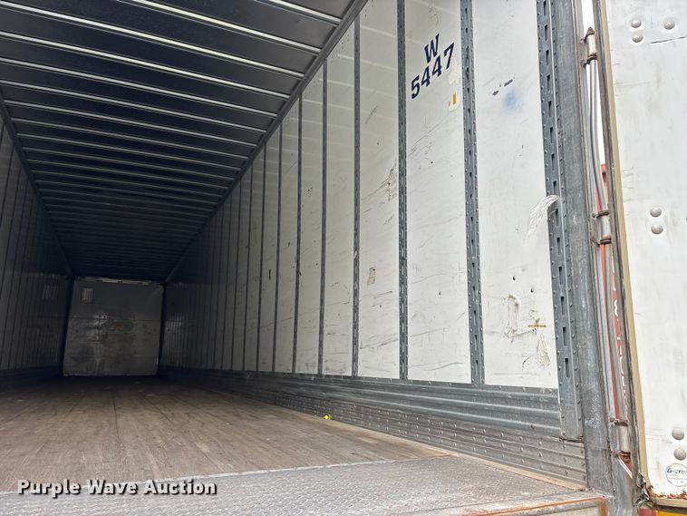 image for item ET7465 2016 Vanguard dry van trailer