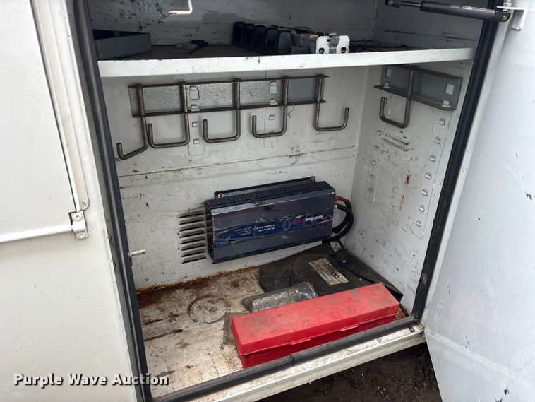 image for item ET7466 2012 International TA005 bucket truck