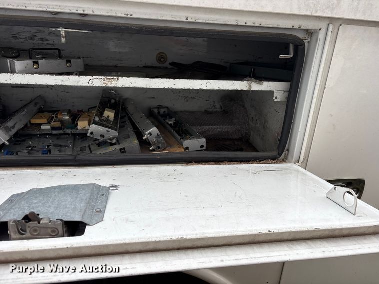 image for item ET7466 2012 International TA005 bucket truck