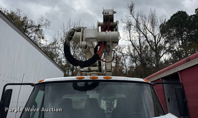 image for item ET7466 2012 International TA005 bucket truck