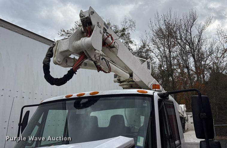 image for item ET7466 2012 International TA005 bucket truck