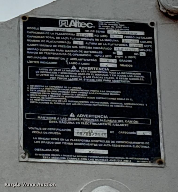 image for item ET7466 2012 International TA005 bucket truck