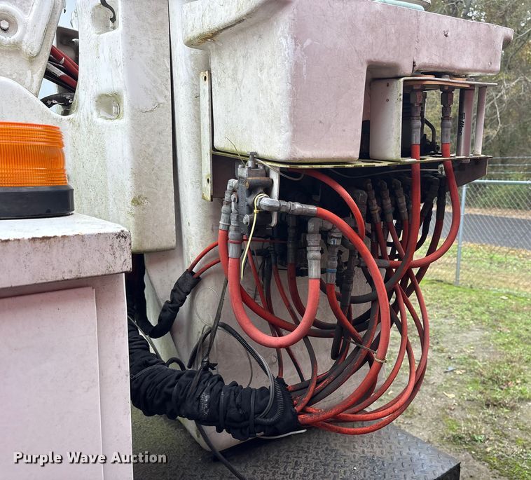 image for item ET7466 2012 International TA005 bucket truck