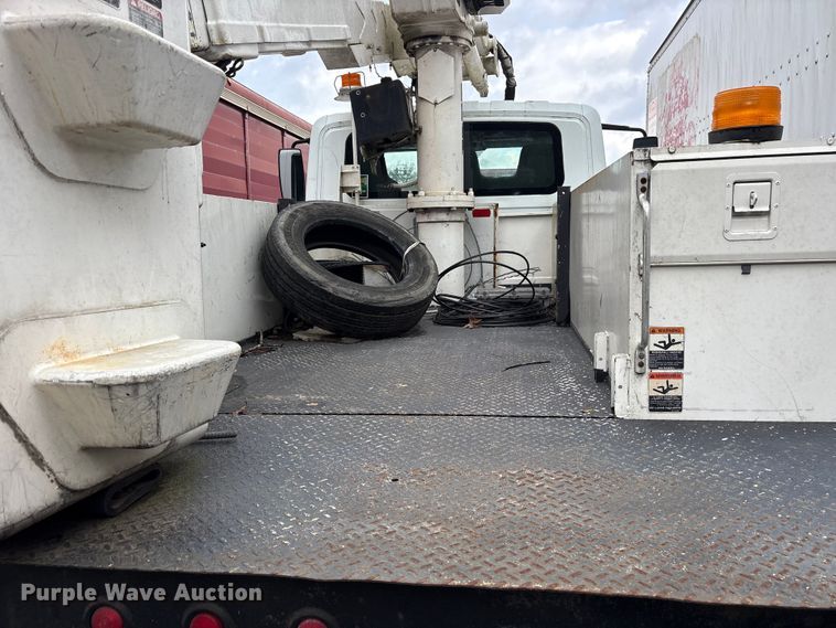 image for item ET7466 2012 International TA005 bucket truck