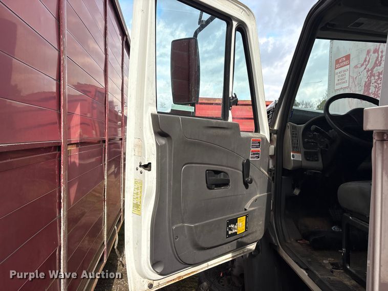 image for item ET7466 2012 International TA005 bucket truck