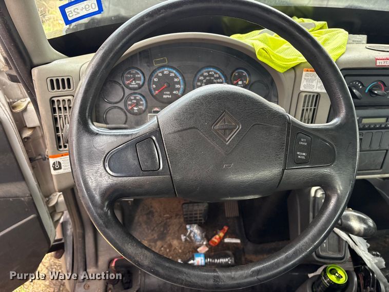 image for item ET7466 2012 International TA005 bucket truck