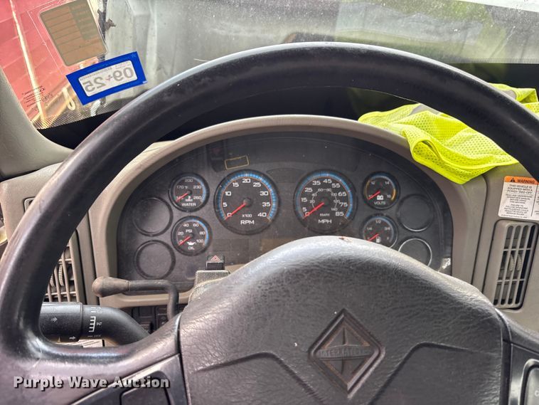 image for item ET7466 2012 International TA005 bucket truck