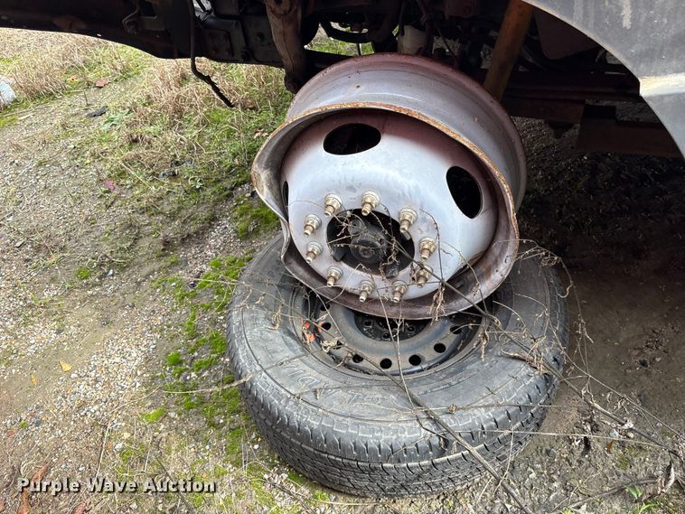 image for item ET7466 2012 International TA005 bucket truck