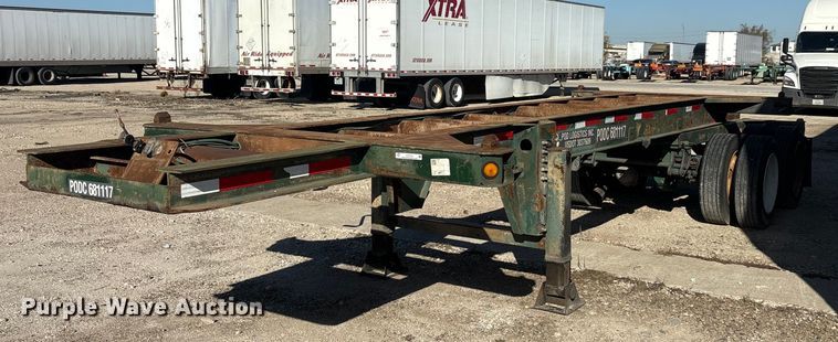 image for item EU0144 2002 Chassis King container trailer