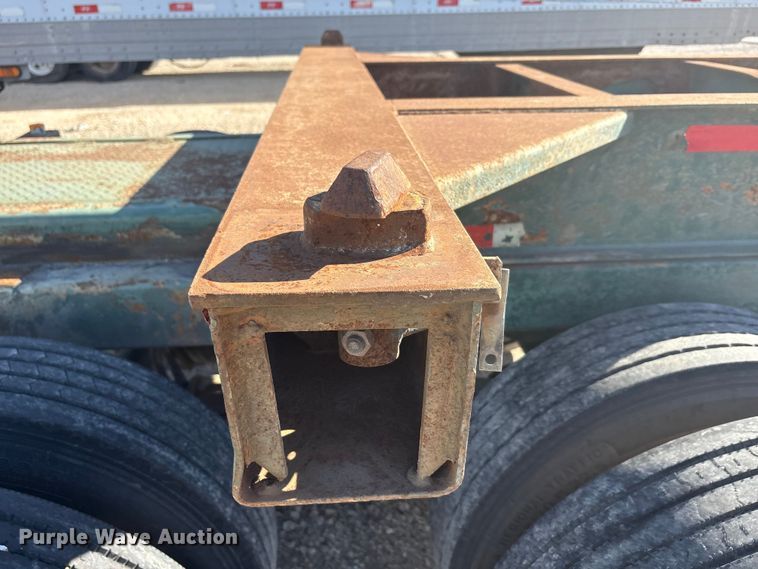 image for item EU0144 2002 Chassis King container trailer