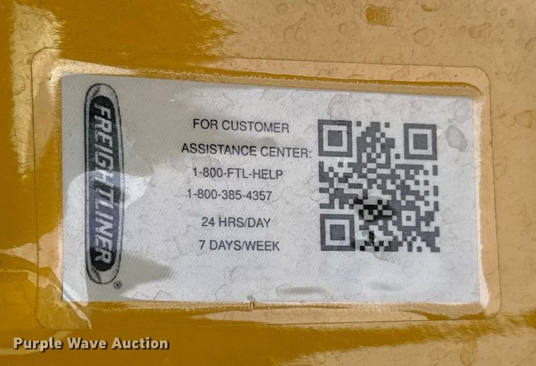 image for item EU5192 2020 Freightliner  Cascadia 126 semi truck