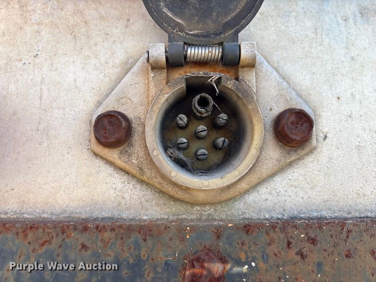 image for item EU7119 2001 Dorsey DCTC-48 flatbed trailer