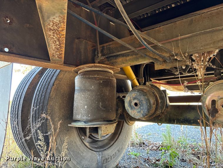 image for item EU7119 2001 Dorsey DCTC-48 flatbed trailer