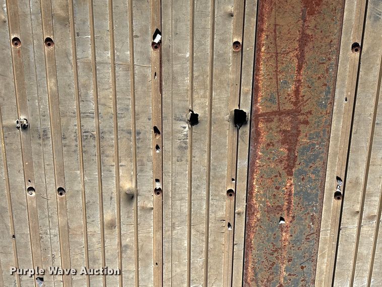 image for item EU7119 2001 Dorsey DCTC-48 flatbed trailer